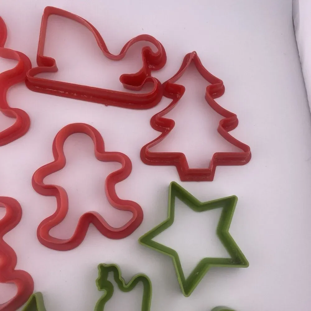 Lot of 12 Christmas Holiday Plastic Cookie Cutters